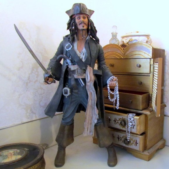 CAPT JACK SPARROW PIRATE JOHNNY DEPP TALKING 18" FIGURE PIRATES of the CARIBBEAN - Picture 6 of 14